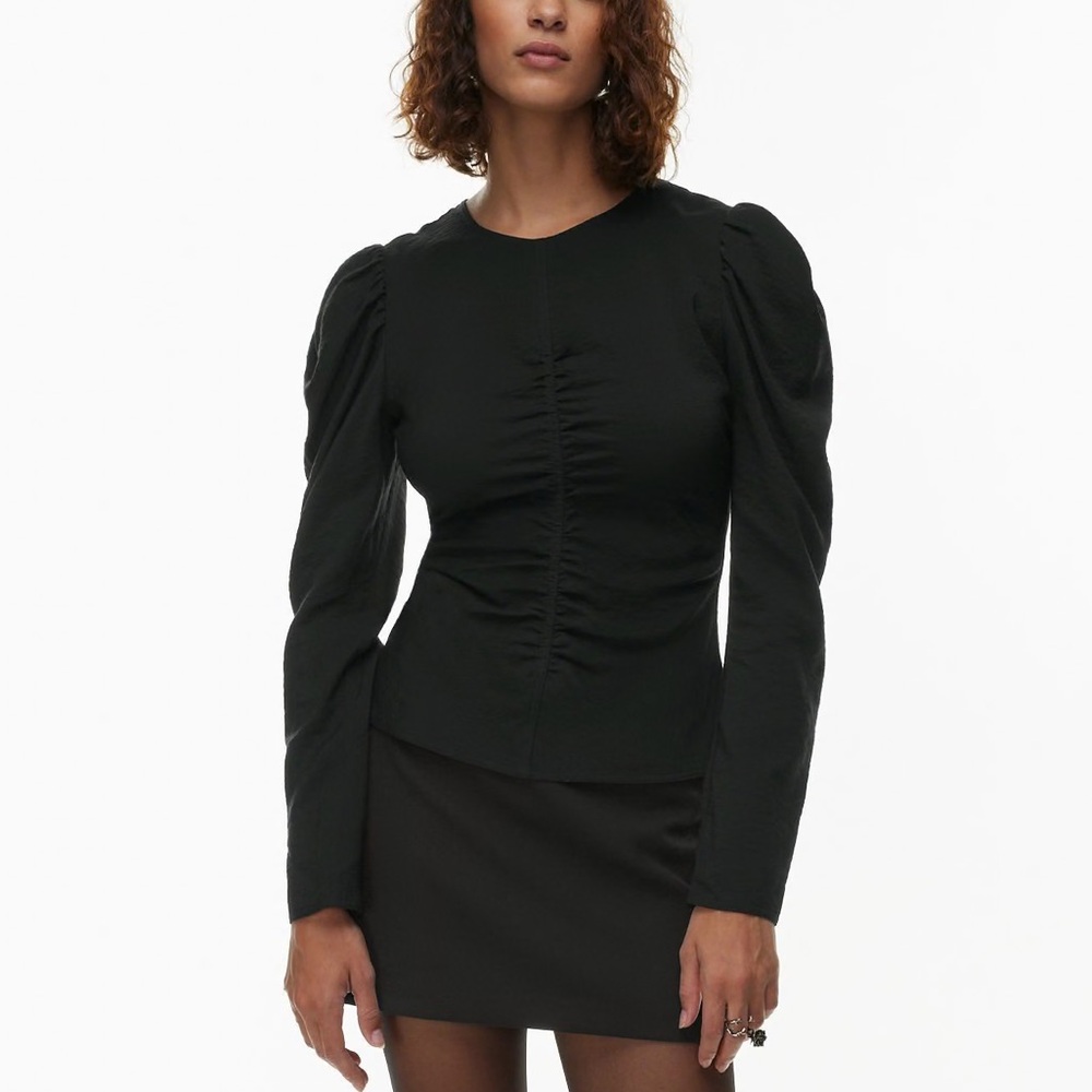 NWT Aritzia Wilfred Henrietta Blouse Black Ruched Puff Sleeve Size 8 - Picture 2 of 16